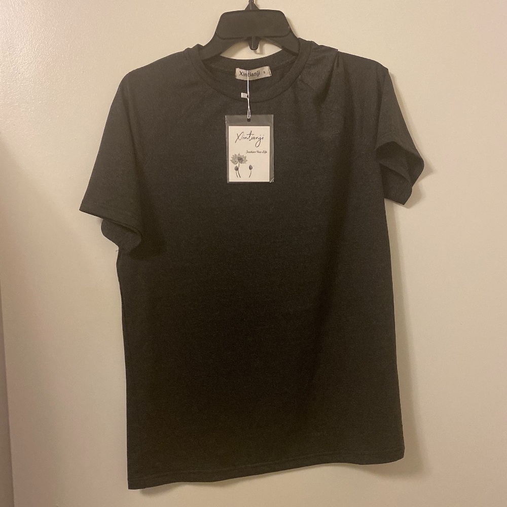 Xintianji Sport Top NWT Gray